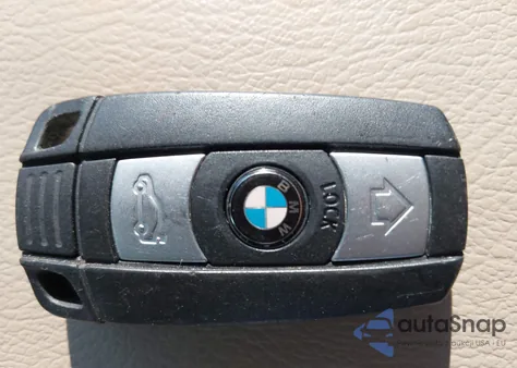 2011 BMW 328I z USA, uszkodzony, nr VIN WBAPH5C5XBA441365